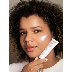 Sun Smart 15 Sun Smart -Clinique || Clarins Sales https3A2F2Fimage.s5a.com2Fis2Fimage2FTheBay2F058655708574 alt33Fwid3D120026hei3D120026qlt3D9026resMode3Dsharp226op usm3D0.92C1.02C82C0 640x