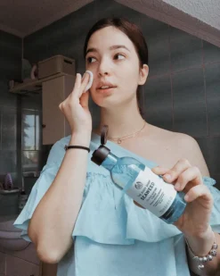 Clinique || Clarins Sales -Clinique || Clarins Sales https3A2F2Fmedia.thebodyshop.com2Fi2Fthebodyshop2FOLAPIC SEAWEED OIL BALANCING TONER 250ML INRSLPS362 640x